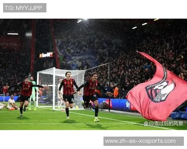 3分钟2次争议判罚！利物浦又吃亏，又是越位搅扰，斯洛特暴怒