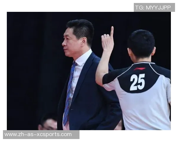 余嘉豪又要回国,他才刚走几天?当年姚明便是这么被用废的 余嘉豪又要回国,他才刚走几天?当年姚明便是这么被用废的